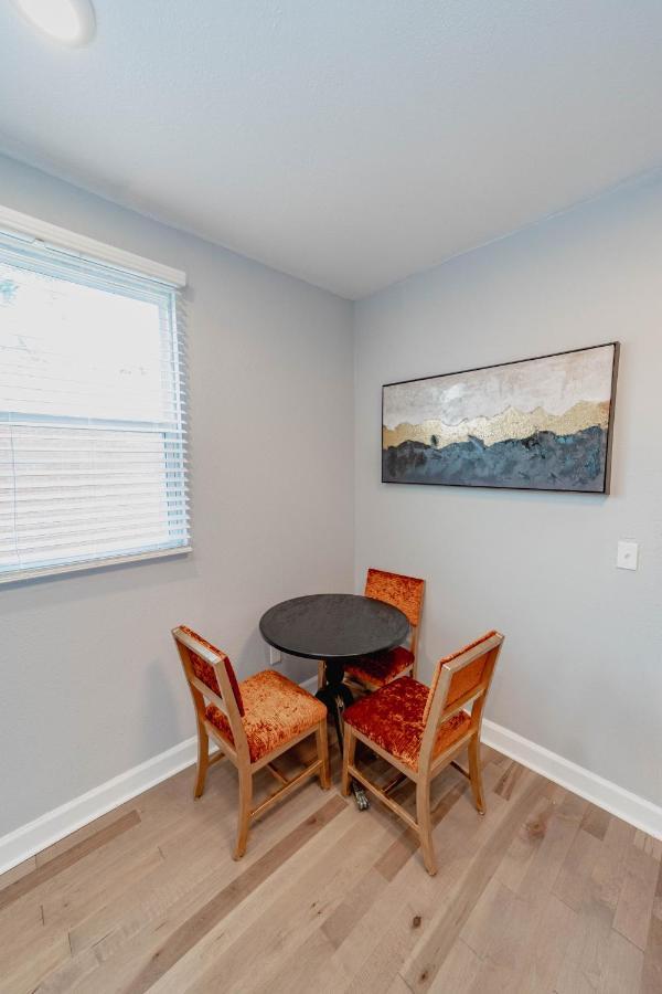 Comfortable King Suite Zen Space Hattiesburg Luaran gambar